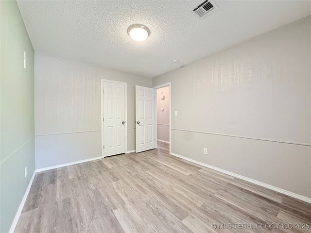 2003 Deer Run Circle, Muskogee, OK 74403