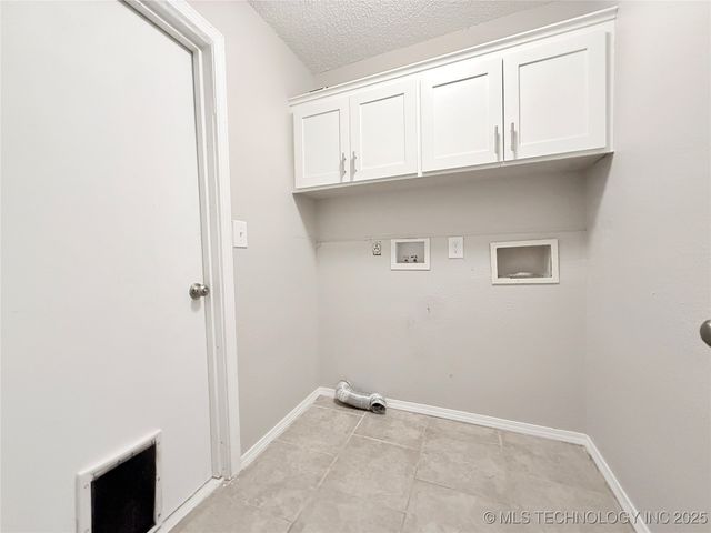 2003 Deer Run Circle, Muskogee, OK 74403