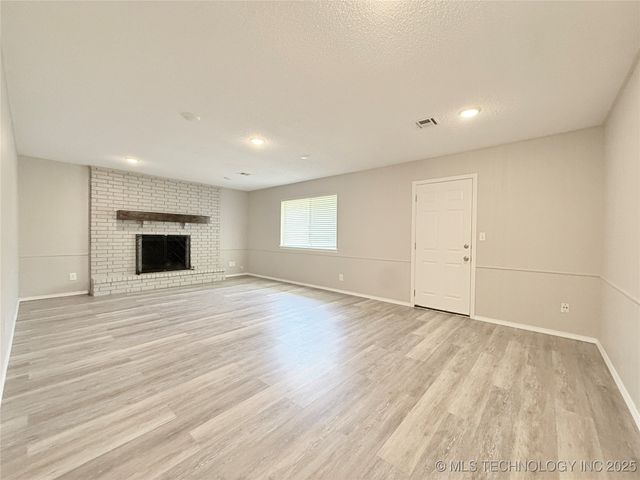 2003 Deer Run Circle, Muskogee, OK 74403
