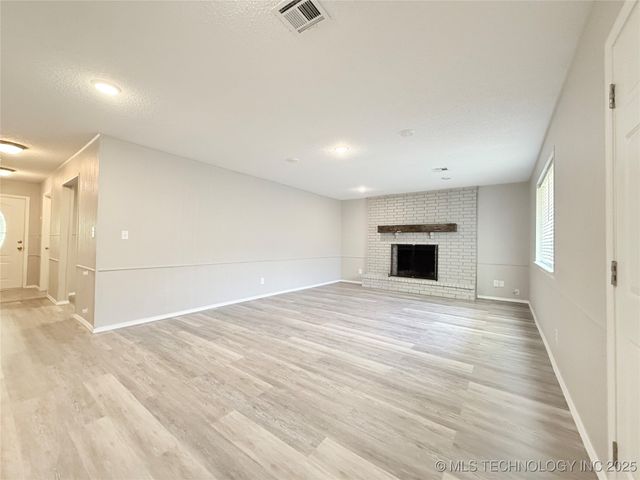 2003 Deer Run Circle, Muskogee, OK 74403