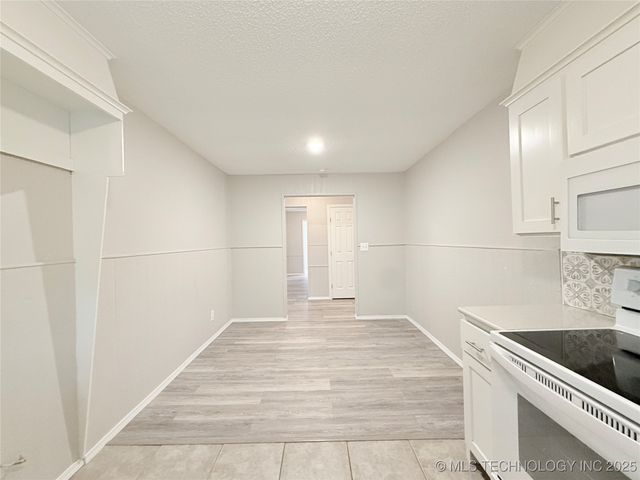 2003 Deer Run Circle, Muskogee, OK 74403