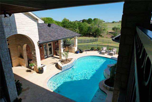 127 Eagle View Court, Weatherford, TX 76087