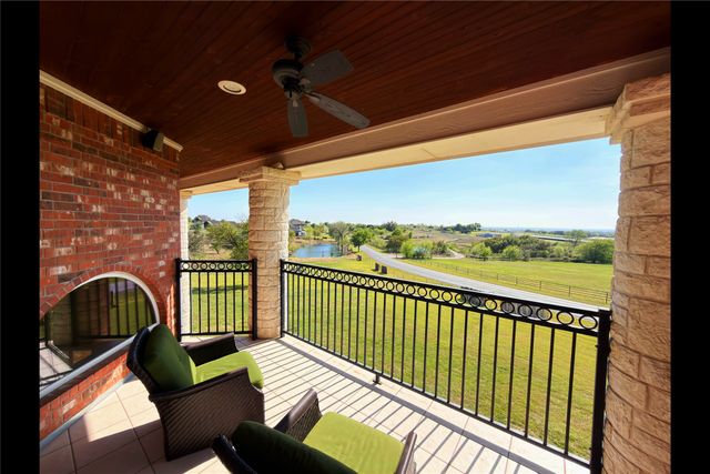 127 Eagle View Court, Weatherford, TX 76087