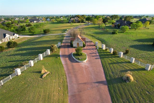 127 Eagle View Court, Weatherford, TX 76087