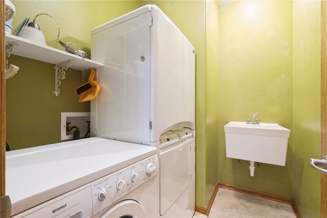 205 Cardinal Avenue, Atkins, IA 52206