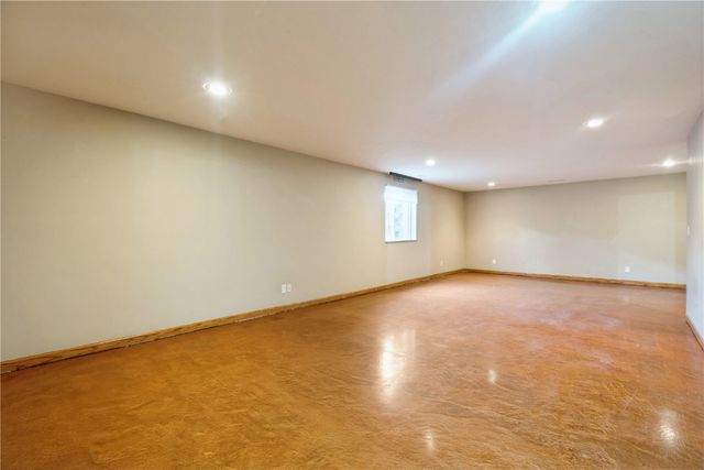 205 Cardinal Avenue, Atkins, IA 52206