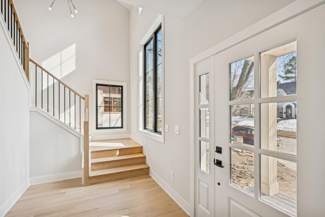 1251 Bayard Avenue, Saint Paul, MN 55116