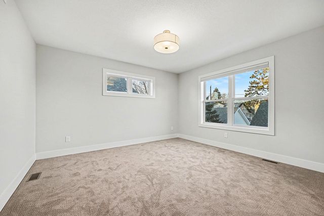 1251 Bayard Avenue, Saint Paul, MN 55116