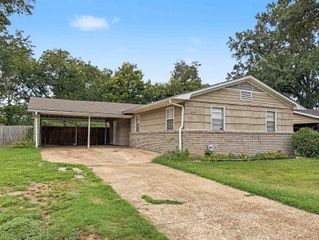 2993 S PERKINS RD, Memphis, TN 38118