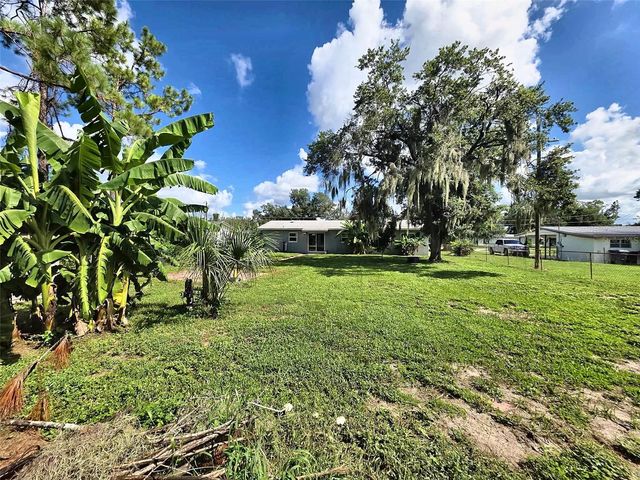 640 DEAN STREET, Mulberry, FL 33860