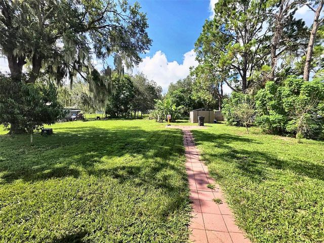 640 DEAN STREET, Mulberry, FL 33860