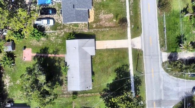 640 DEAN STREET, Mulberry, FL 33860
