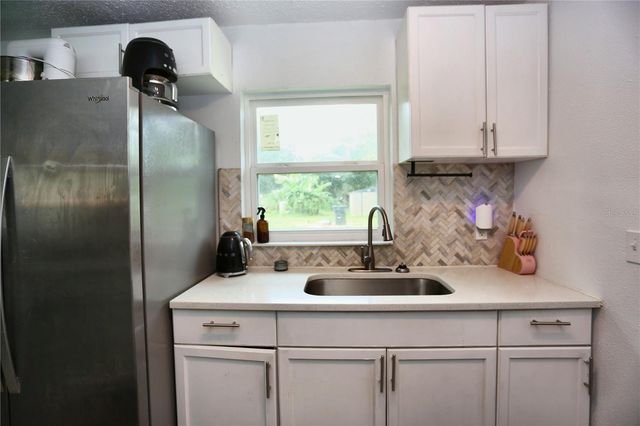 640 DEAN STREET, Mulberry, FL 33860