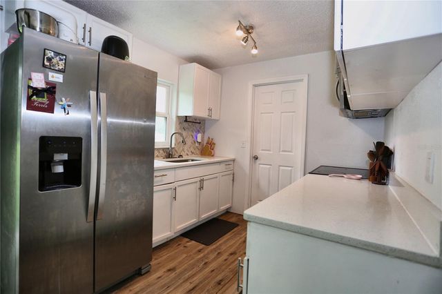 640 DEAN STREET, Mulberry, FL 33860