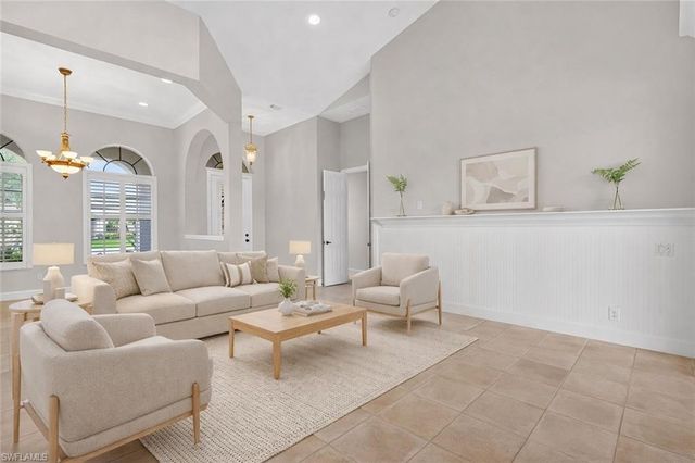 8968 MORGAN CT, Naples, FL 34113