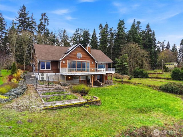 1288 Talagwa Lane, Camano Island, WA 98282