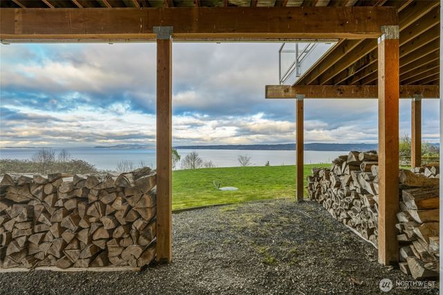 1288 Talagwa Lane, Camano Island, WA 98282