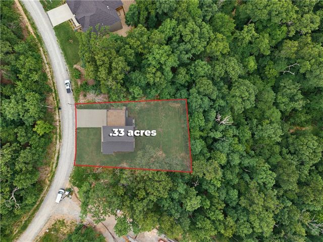 52 Chatburn Drive, Bella Vista, AR 72715