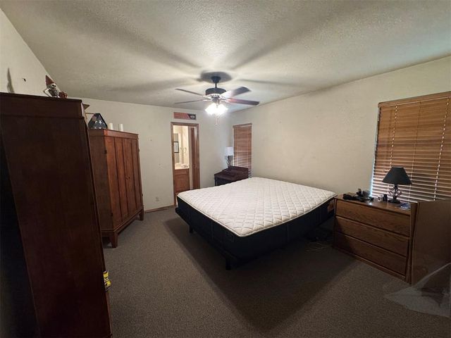 3001 Harriet Street, Oklahoma City, OK 73131