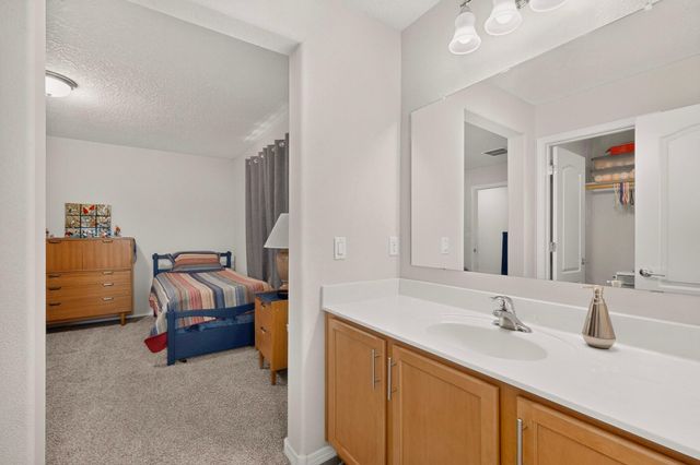6708 Borde Abierto Street NW, Albuquerque, NM 87120
