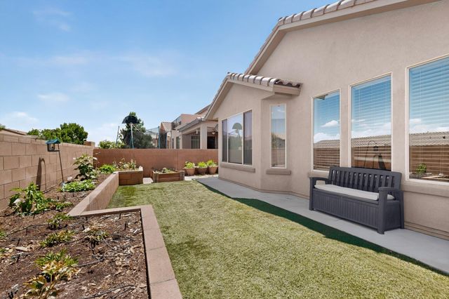 6708 Borde Abierto Street NW, Albuquerque, NM 87120