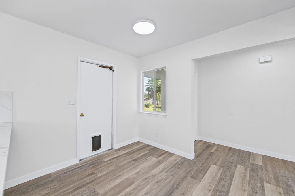 Image 14 of property listing at 10129 Heath Street, Hanford, CA 93230