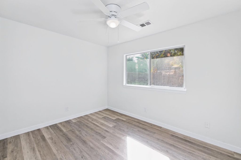 Image 24 of property listing at 10129 Heath Street, Hanford, CA 93230