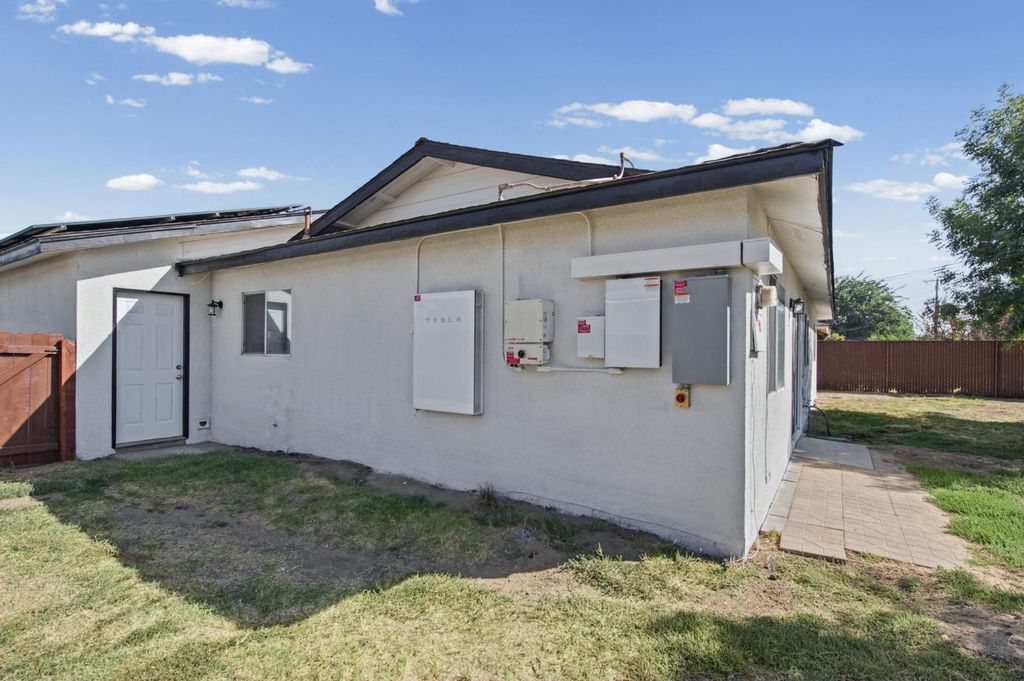 Image 31 of property listing at 10129 Heath Street, Hanford, CA 93230