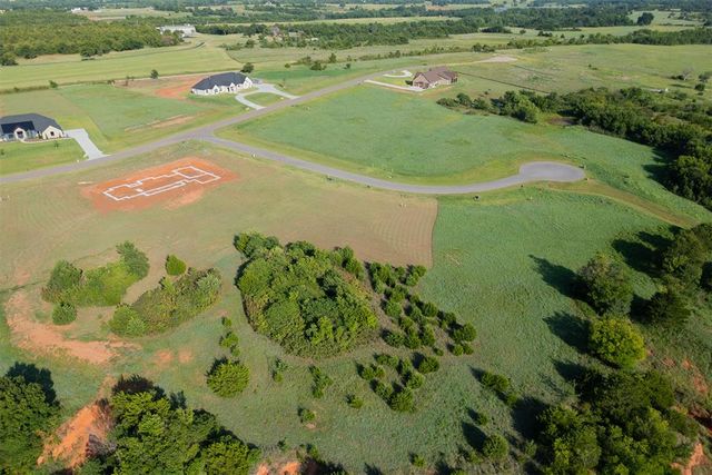 2525 Summit Lake Circle, Goldsby, OK 73093
