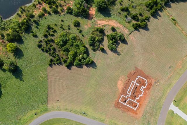 2525 Summit Lake Circle, Goldsby, OK 73093