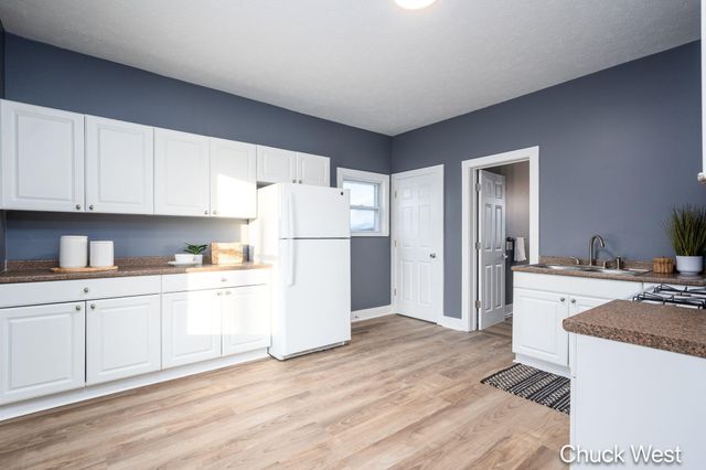 262 W Forest Avenue, Muskegon City, MI 49441