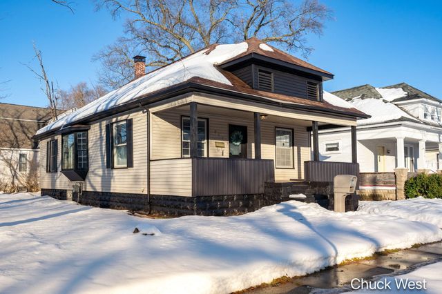 262 W Forest Avenue, Muskegon City, MI 49441