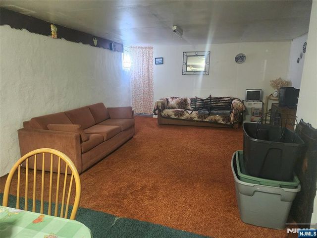 499 Jauncey Avenue, Lyndhurst, NJ 07071