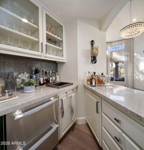 11402 E SAND HILLS Road, Scottsdale, AZ 85255