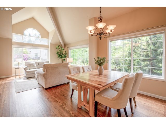 2595 W 28TH Ave, Eugene, OR 97405
