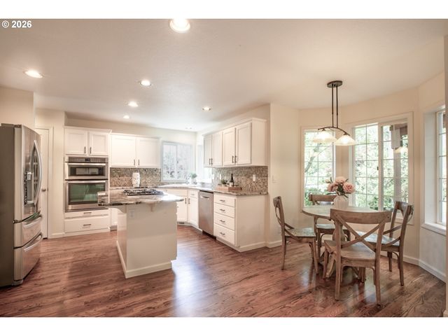2595 W 28TH Ave, Eugene, OR 97405
