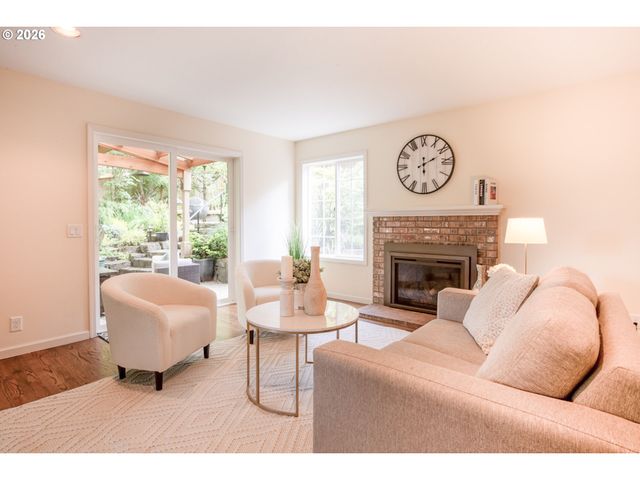 2595 W 28TH Ave, Eugene, OR 97405