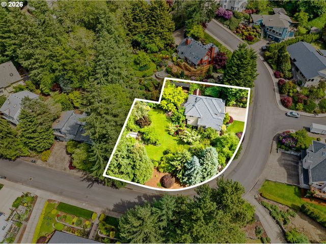 2595 W 28TH Ave, Eugene, OR 97405