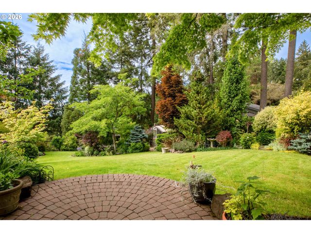 2595 W 28TH Ave, Eugene, OR 97405