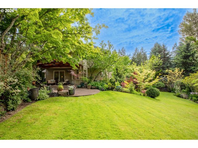 2595 W 28TH Ave, Eugene, OR 97405