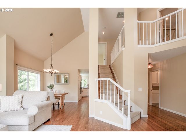 2595 W 28TH Ave, Eugene, OR 97405