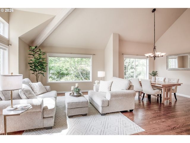 2595 W 28TH Ave, Eugene, OR 97405