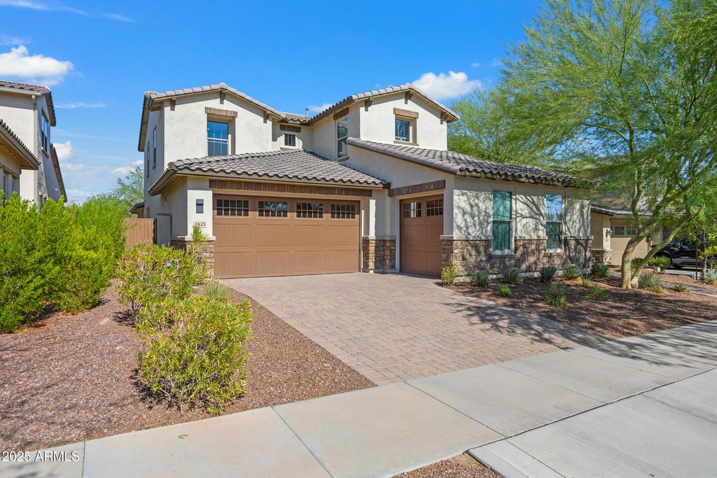 2423 N BEVERLY Place, Buckeye, AZ 85396