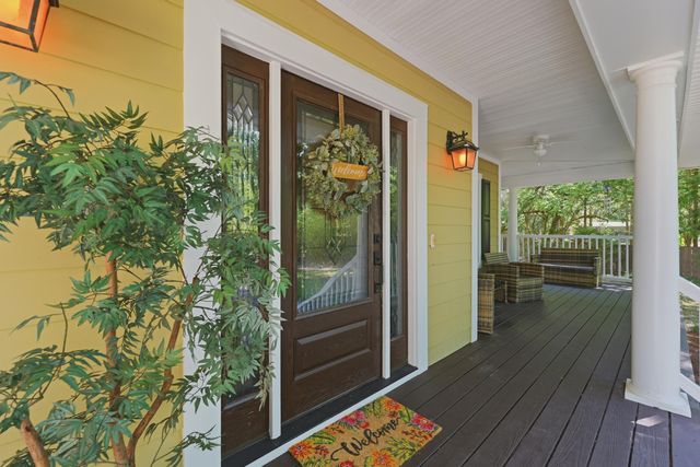 6426 Farm House Road, Ravenel, SC 29470