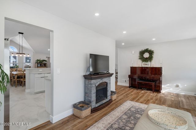 148 Compass Road, Manahawkin, NJ 08050