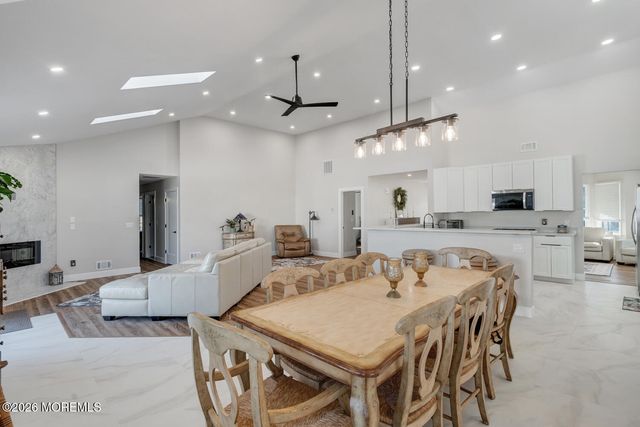 148 Compass Road, Manahawkin, NJ 08050