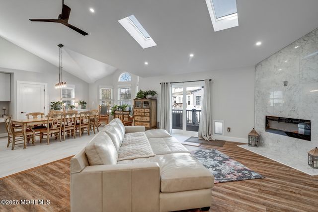 148 Compass Road, Manahawkin, NJ 08050