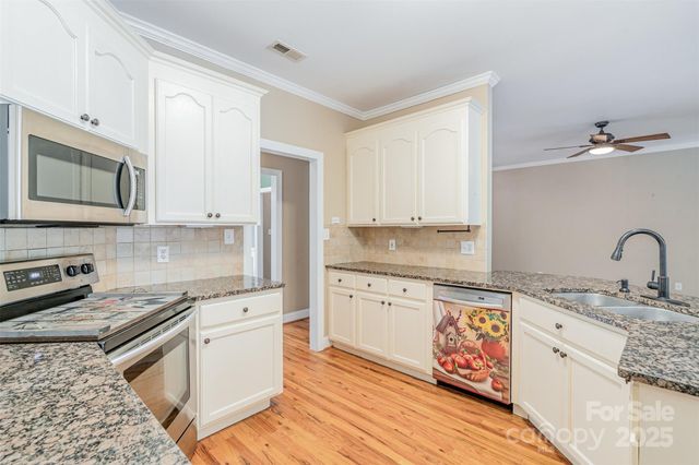 1448 Weatherwood Drive, Lincolnton, NC 28092