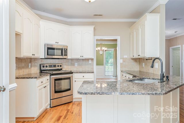 1448 Weatherwood Drive, Lincolnton, NC 28092