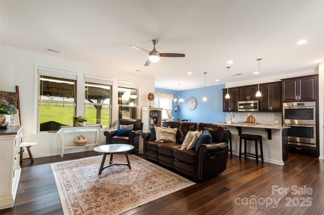 132 Hillston Lane, Mooresville, NC 28115